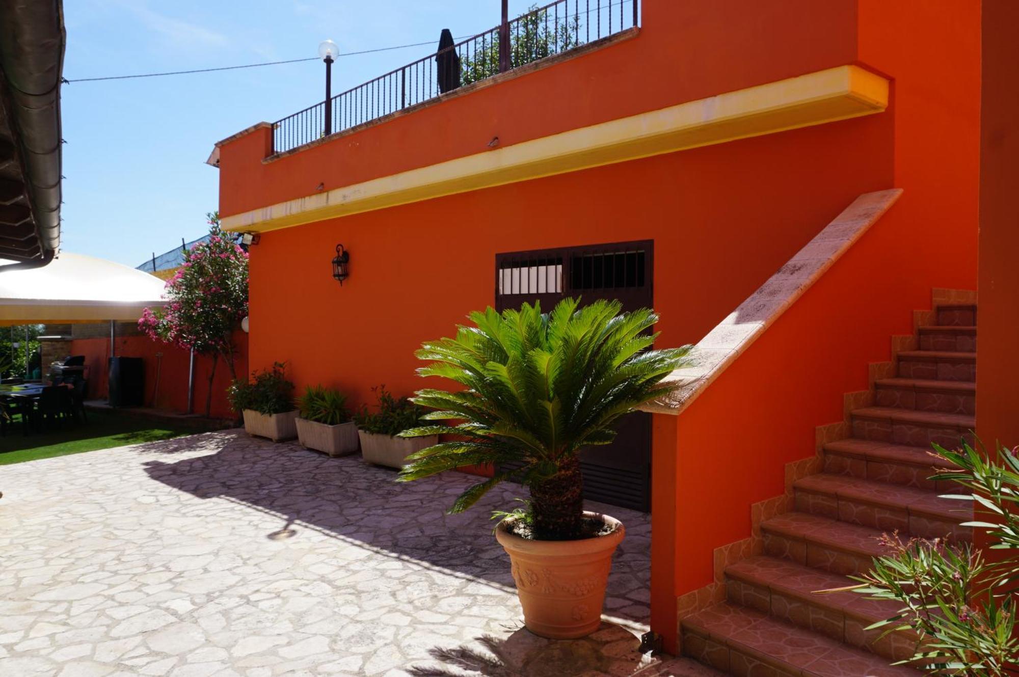 La Terrazza Motta Panzió Atri Kültér fotó