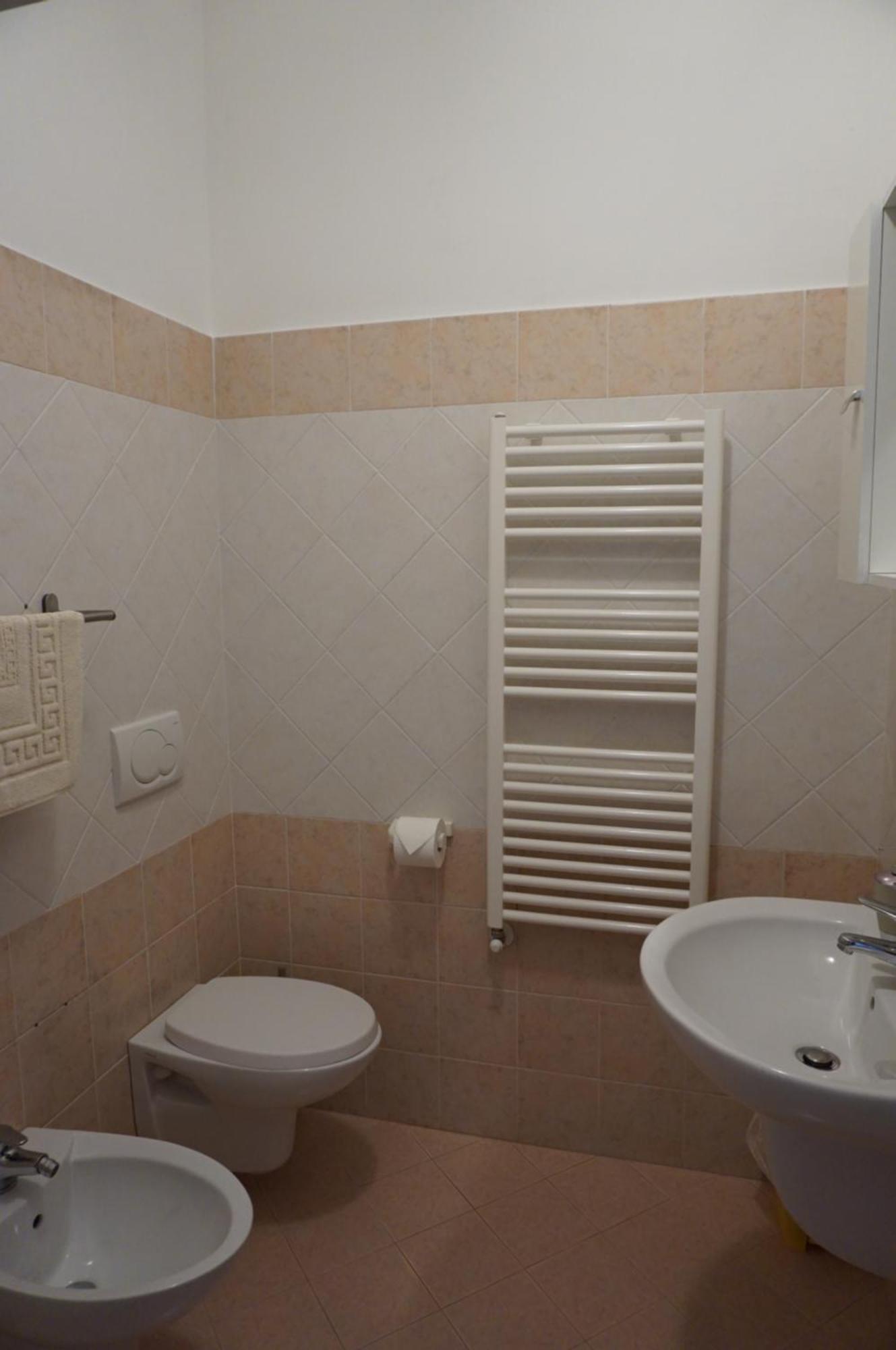 La Terrazza Motta Panzió Atri Kültér fotó